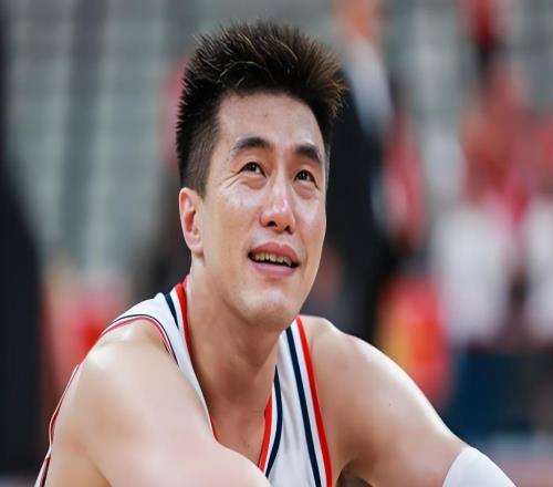 暖心！廣州隊(duì)將承擔(dān)郭艾倫全部治療費(fèi)用，兩年頂薪只打了19場(chǎng)比賽