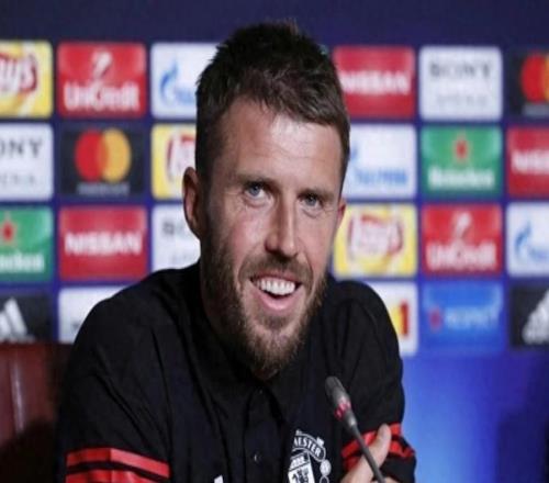 12！曼聯(lián)新帥不敗紀(jì)錄告終，首敗后卡里克作何回應(yīng)