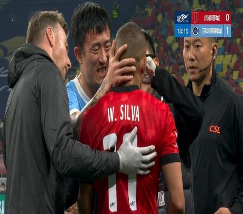 1張爭議紅牌，引發(fā)15慘?。≈谐_幕黯然失色，陳濤難馭豪華之師