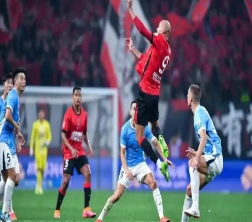 隨著蓉城隊51深圳新鵬城！中超積分：申花隊落后榜首13分