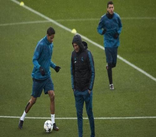 瓦拉內(nèi)揭秘：當(dāng)年在皇馬，齊祖究竟在我耳邊嘀咕了啥