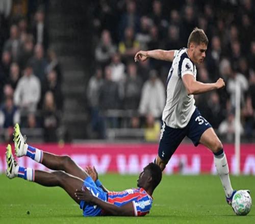 熱刺13主場(chǎng)崩盤，5連敗創(chuàng)隊(duì)史恥辱，8.7億豪陣徹底淪為笑柄