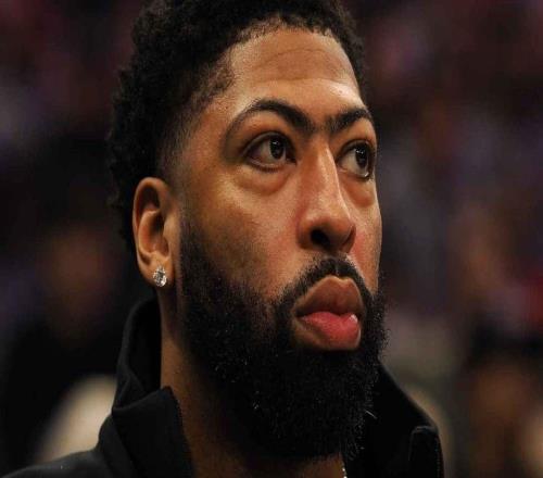 好消息，安東尼戴維斯距離傷愈復(fù)出，邁出重要一步