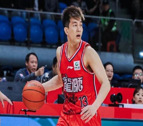 官宣！郭艾倫韌帶斷裂賽季報(bào)銷，職業(yè)生涯或就此終結(jié)！