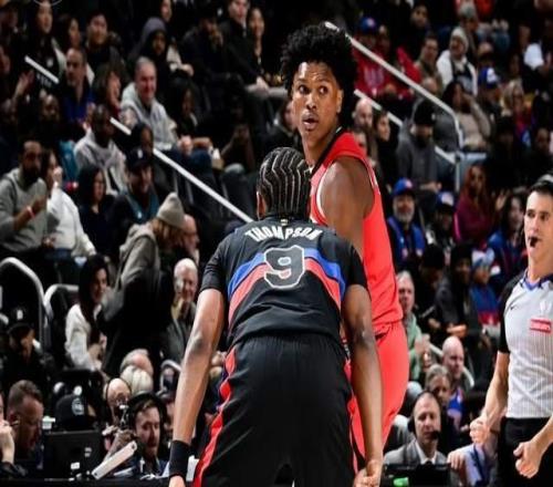 合計18中4，火箭隊兩鋒只打順風球申京正負值158人輪換2將湊數(shù)