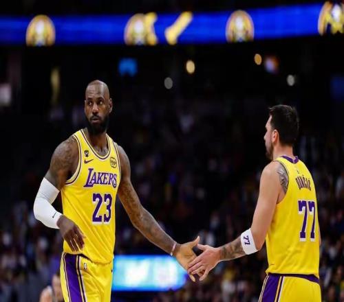 賽后詹姆斯毫不避諱說(shuō)出原因，說(shuō)的非常實(shí)在