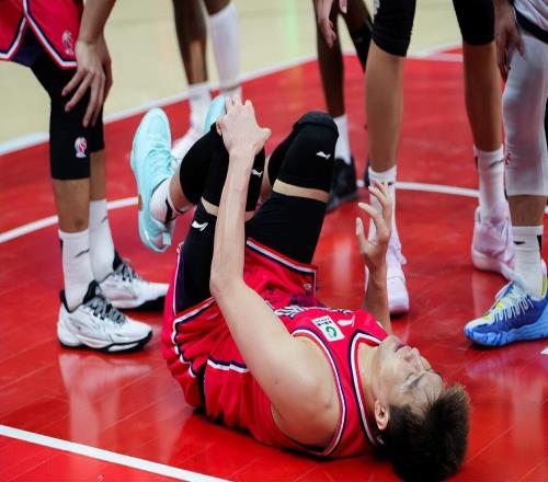 郭艾倫左膝前交叉韌帶斷裂，坦言難過絕望，康復期漫長或面臨退役