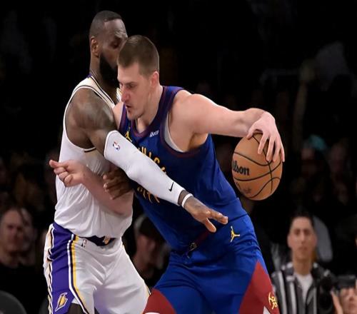 心里苦！親手把“里程碑”打成“里程悲”，球迷：你一上場就沒了