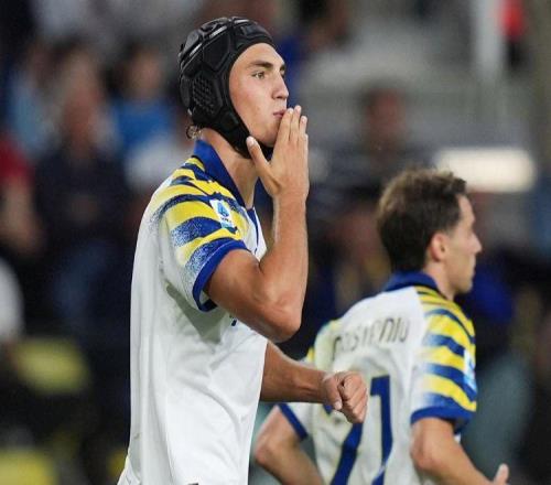 米蘭看中阿根廷192轟炸機(jī)，五大聯(lián)賽頭球進(jìn)球最多，年薪50萬歐