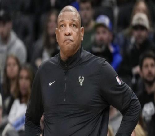 A史密斯：里弗斯會在本賽季結(jié)束后退休，他要離開了