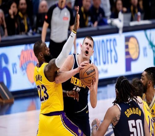 187次三雙里程碑！約基奇決勝連擊扎心LBJ轟28+13+12+9失誤險4雙