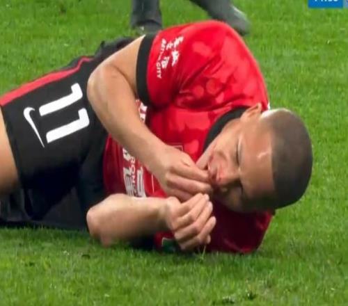 中超揭幕戰(zhàn)戲劇性拉滿！20分鐘2球1紅，韋林頓轟蓉城處子球