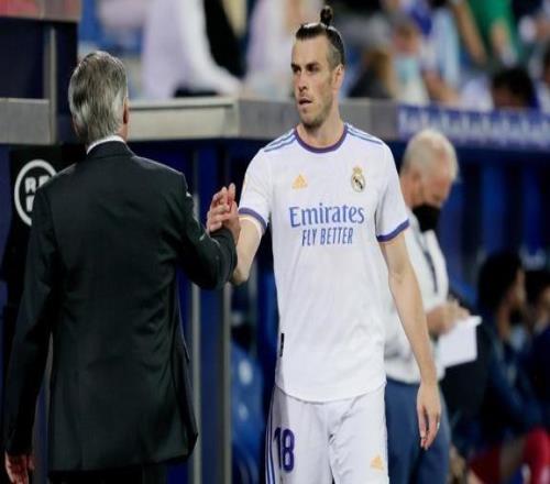 曼聯(lián)若換帥選誰貝爾聯(lián)手生姜頭瘋狂安利：請這老頭準沒錯！