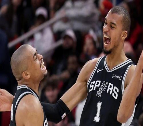 文班亞馬38+16+5封蓋，福克斯29分力壓狀元郎，馬刺雙殺東部第一