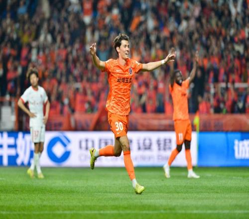 中超戰(zhàn)況：河南隊(duì)客場(chǎng)戰(zhàn)勝上海海港，云南玉昆主場(chǎng)擊敗青島海牛