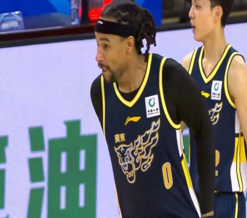 拒絕裁掉薩林杰！廣東單外援決戰(zhàn)陣容正式出爐，杜鋒棄用三大鋒衛(wèi)