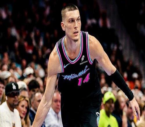 希羅35+9+9比肩詹韋，克神6記三分超越喬丹難救主，熱火力克黃蜂