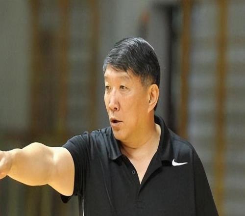 0+1+1！中國女籃6分險勝巴西揪出最糟糕球員，王思雨為她犧牲最大