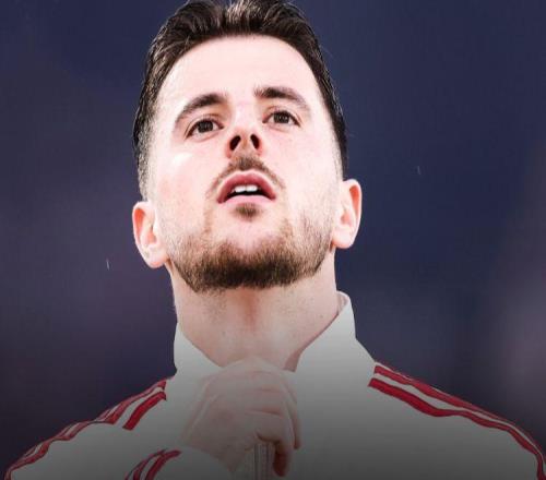 芒特拒絕離開曼聯(lián)，愿拿25萬周薪打替補！與利馬一起復出助戰(zhàn)維拉