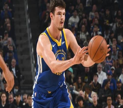 進(jìn)攻效率一塌糊涂，勇士替補(bǔ)中鋒本賽季的狀態(tài)都有些不太理想