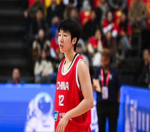 砍12+4+3！中國女籃25歲1米78冠軍后衛(wèi)崛起：扮演楊力維替身