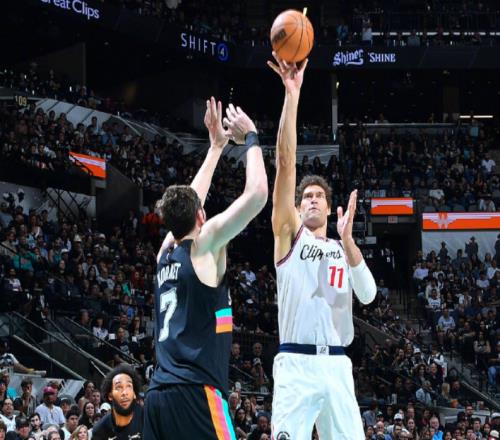 神劇情！快船遭25分大逆轉馬刺最后連續罰球不中卻搶下前場板