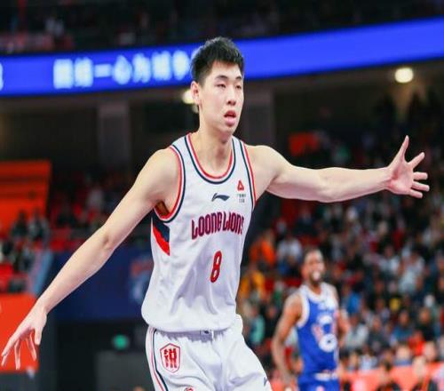 廣東VS新疆萬眾矚目！兩大強援上演首秀，杜鋒完整陣容拒絕爆冷