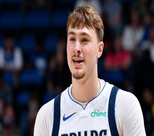 魔術(shù)暴扣準(zhǔn)絕殺逆轉(zhuǎn)獨(dú)行俠弗拉格復(fù)出1千分里程碑歷史第二年輕