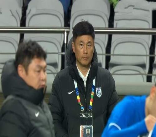 隊(duì)友跟不上斯坦丘思路，大連2將不能首發(fā)李昂強(qiáng)硬李國(guó)旭認(rèn)慫