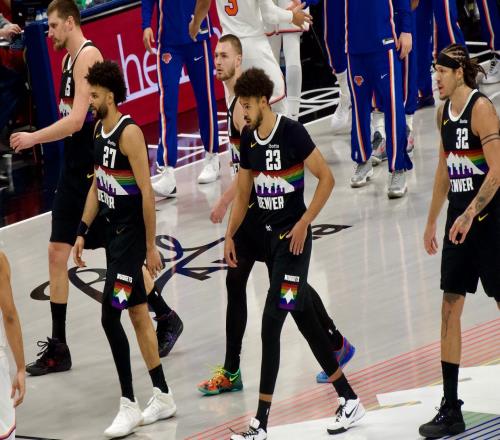 3大輪換復(fù)出！掘金103142尼克斯，約基奇空砍38+8+5！