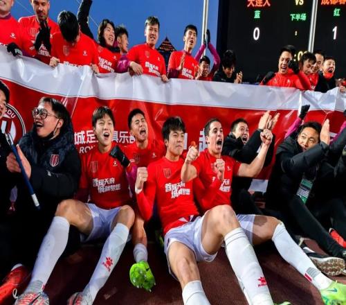 成都蓉城新帥僅用一場中超，就征服球迷贏得點贊，首輪帶隊大勝