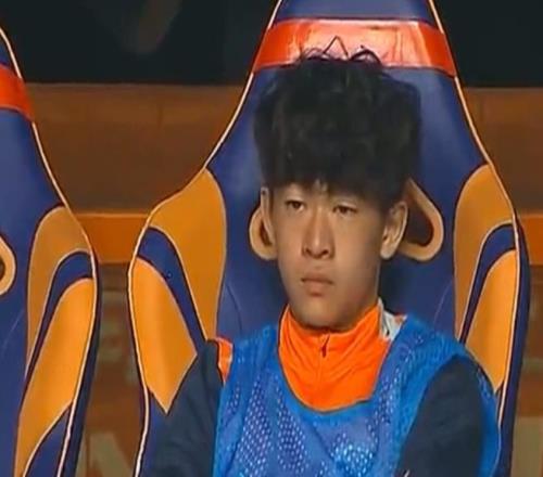 鄺兆鐳中超處子秀！09年齡段第一人，0突破0射門，3次對(duì)抗均失敗