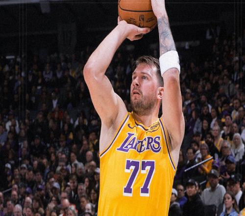 東契奇三節44+9+7三分：創歷史第一紀錄MVP之爭該有他