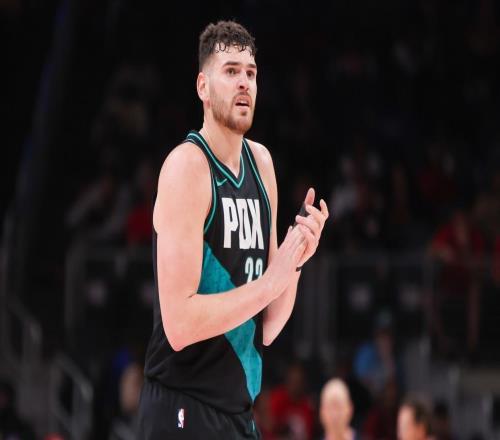 年薪3394萬，單場砍28+6+2！火箭2當(dāng)家觸底反彈，合同堪稱白菜價