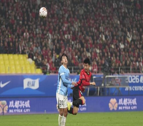 2026中超開幕式很簡(jiǎn)約，揭幕戰(zhàn)很刺激