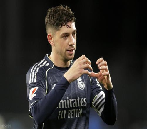 西甲最新積分戰(zhàn)報(bào)姆巴佩繼續(xù)缺陣！皇馬止連敗差巴薩1分仍居第2