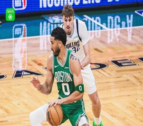 凱爾特人120100獨(dú)行俠，塔圖姆復(fù)出15+12+7，布朗24分