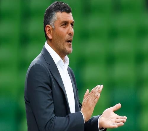 一場(chǎng)5：1驗(yàn)出成都蓉城一大水貨，歐冠后衛(wèi)徒有虛名，恐遭新帥冷落