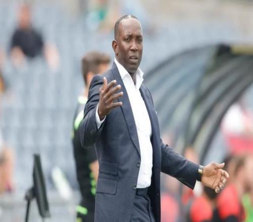 帶隊沒進世界杯還拒降薪，曼聯(lián)傳奇約克慘遭國家隊解雇