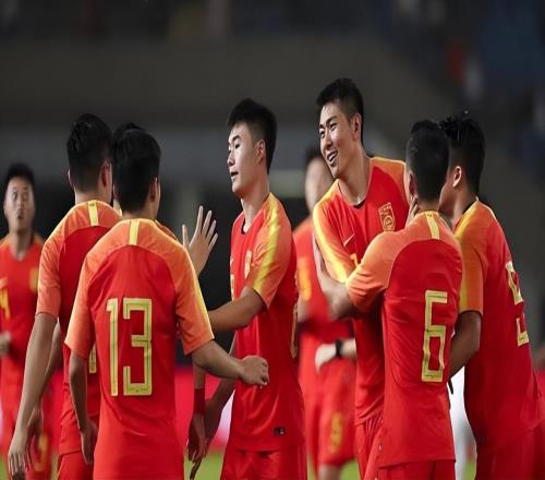 戴偉浚原以為本賽季離開申花，他能在新東家踢首發(fā)，結(jié)果未登場