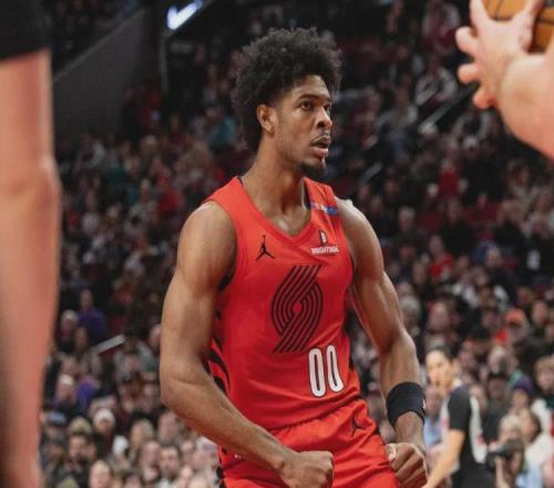 投籃9中1！文班同屆探花秀！年僅22歲徹底廢了