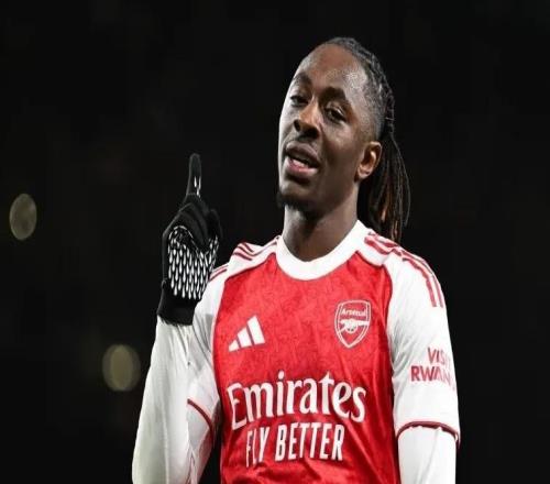 四線狂飆爭冠！馬杜埃凱破僵埃澤制勝，阿森納21晉級足總杯8強(qiáng)