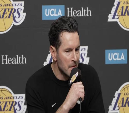 雷迪克：東契奇為我們打開局面，過(guò)去幾場(chǎng)他真正改變了球隊(duì)進(jìn)攻