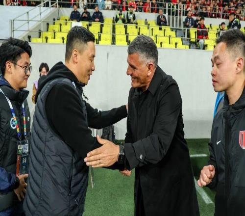 中超揭幕戰(zhàn)戲劇性拉滿，主客隊(duì)冰火兩重天