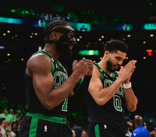 塔圖姆復(fù)出綠軍20分大勝！NBA又多一奪冠熱門，哈登闖出東部難了