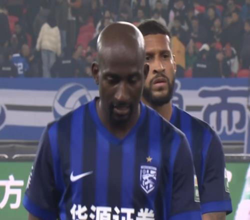 隨著國安20完勝三鎮(zhèn)，中超首輪收官！最新積分榜：泰山跌至第10