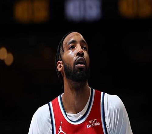 不吃球權也能打出全面數(shù)據(jù)，快船鋒線大將并不是與哈登綁定的球員