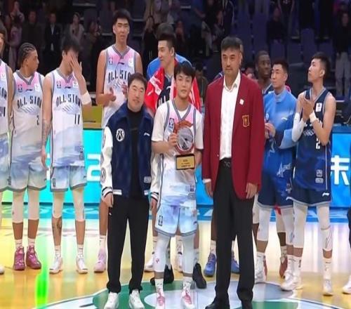 南區(qū)明星隊獲勝徐杰35分+單手暴扣斬獲MVP