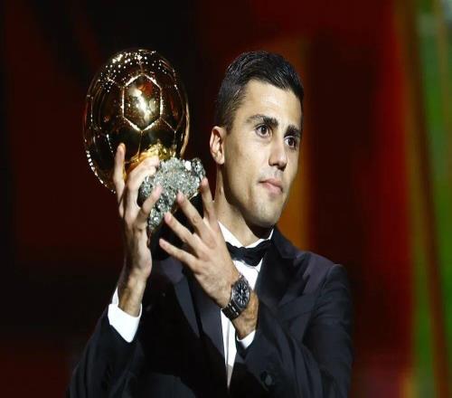 續(xù)約OR去皇馬29歲金球獎(jiǎng)先生來到十字路口，怎么選擇是關(guān)鍵