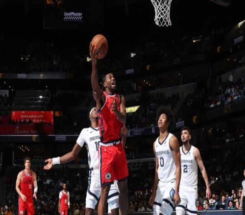 小卡28分鐘28分延續(xù)紀(jì)錄！美媒贊健康時無解快船超勇士僅差1勝場